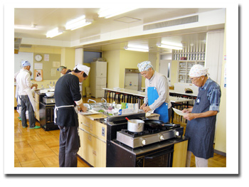 男性の自立のための料理(基礎編) 10月17日 魚料理をメインに魚をおろしてみよう 男性の自立のための料理(基礎編) 10月17日 魚料理をメインに魚をおろしてみよう